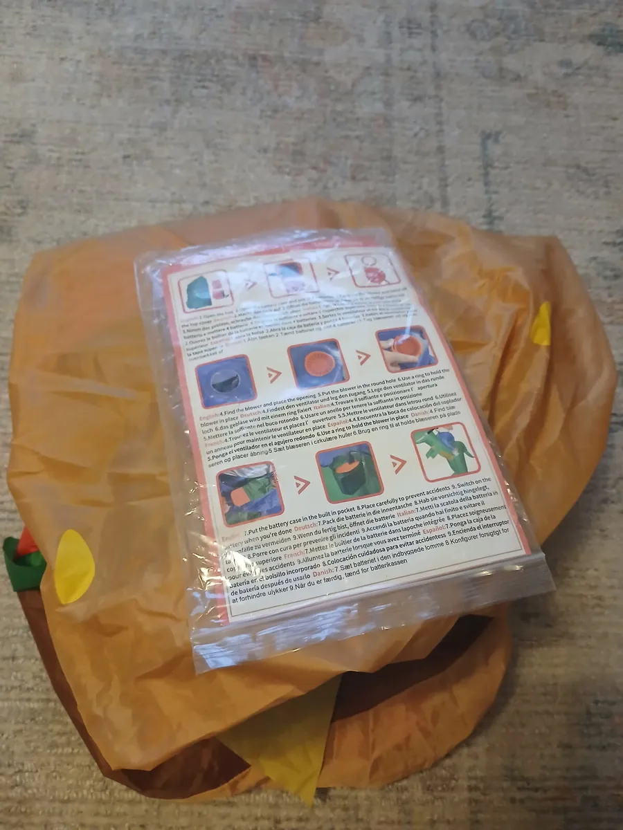 Inflatable Hamburger Costume - Image 3