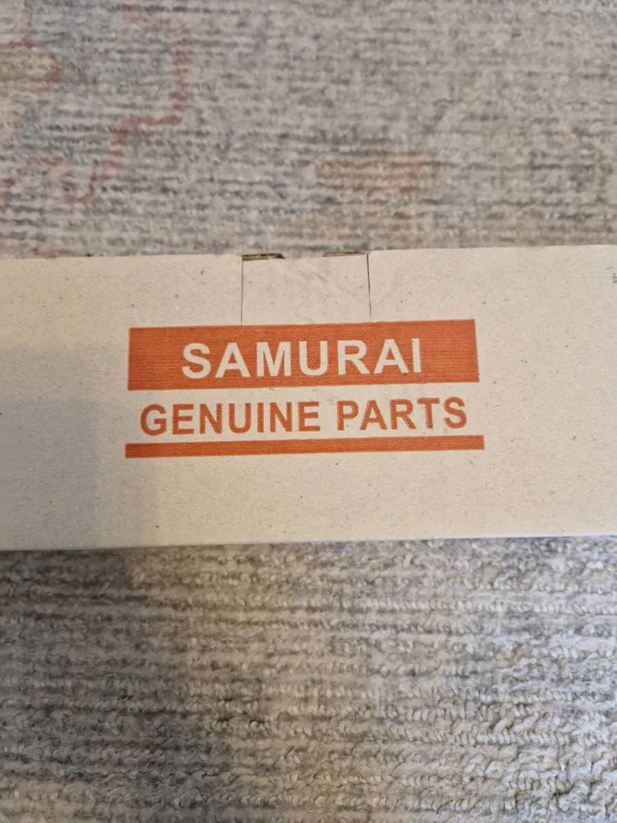 Izuzu brake lamp - Image 4