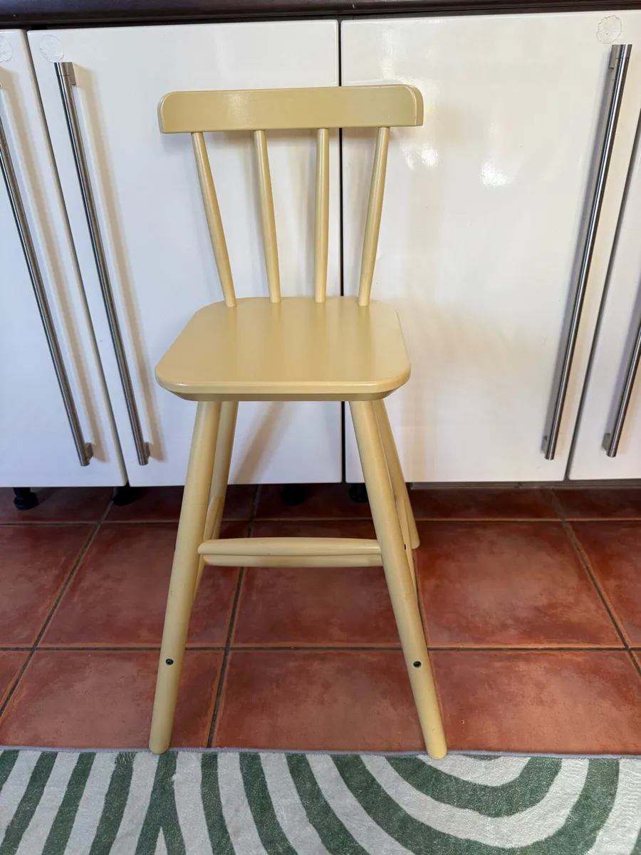 Kids chair - Image 1