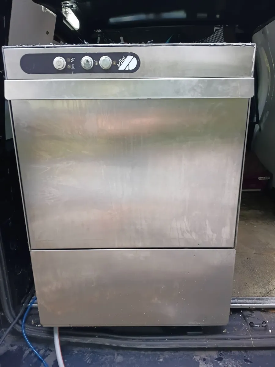 Commercial Underbench dishwasher - Image 1