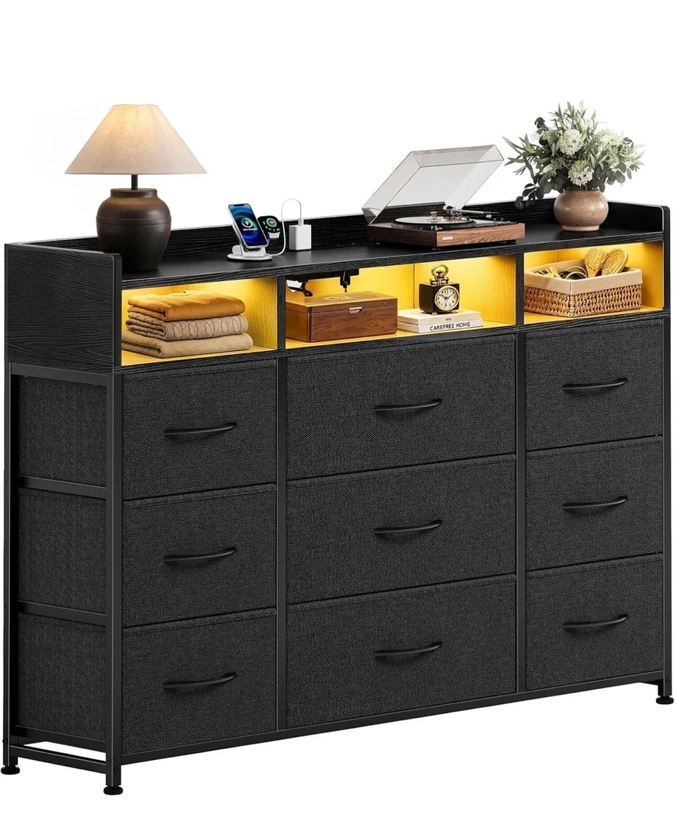 Chest of Drawers for Bedroom with LED and Charging - Image 2