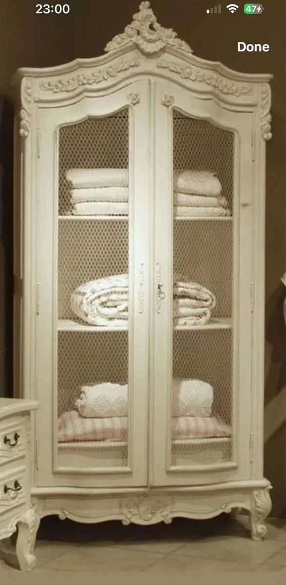 Armoire - Image 1