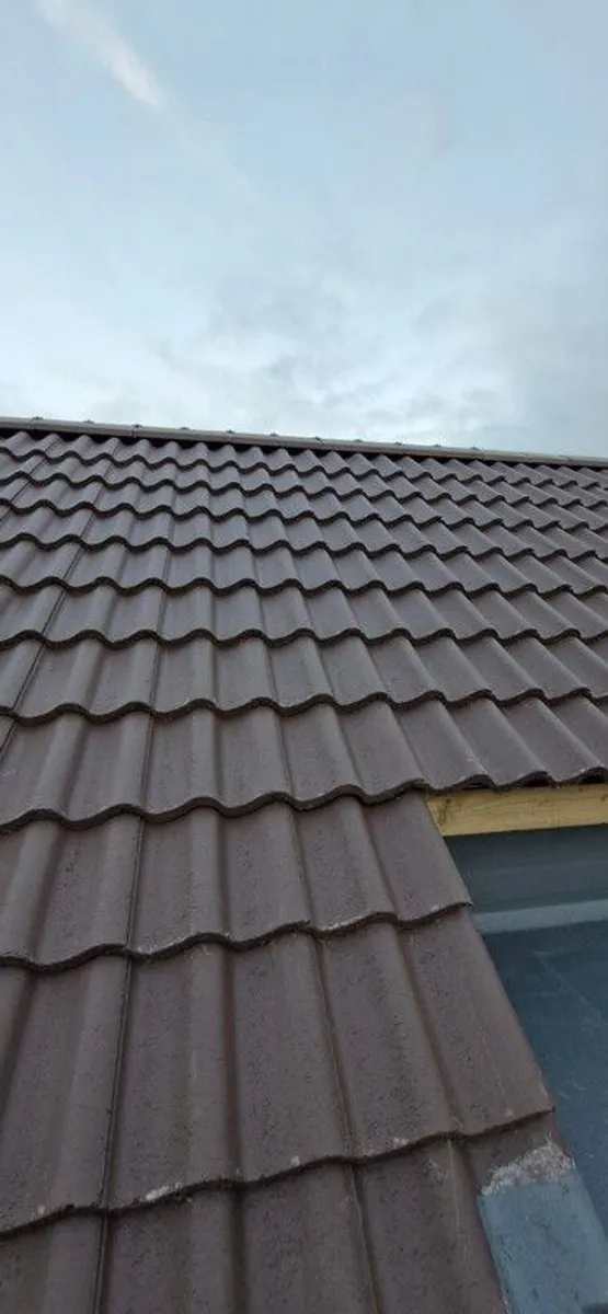 Brown roof pantile x 100 - Image 3