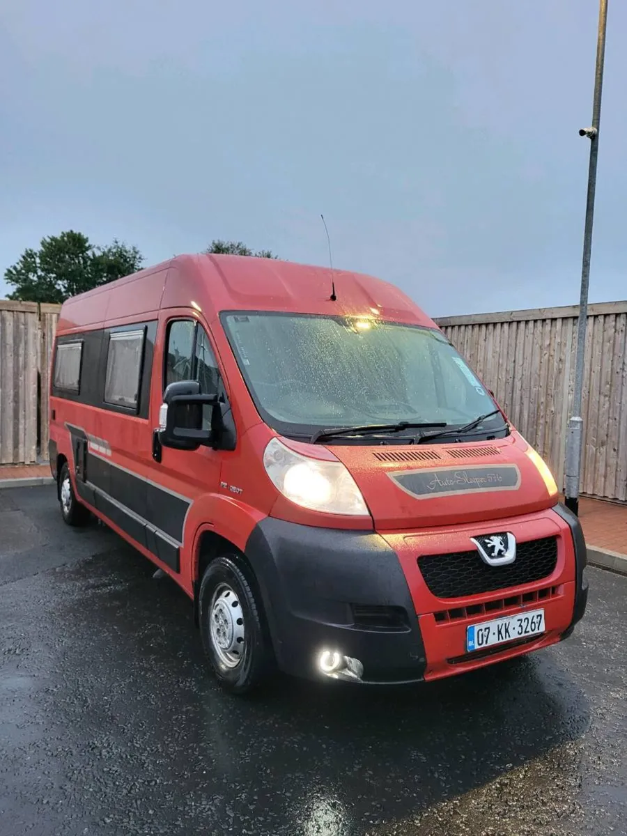 Peugeot Boxer 2.2 HDI Auto Sleeper 576 - Image 2