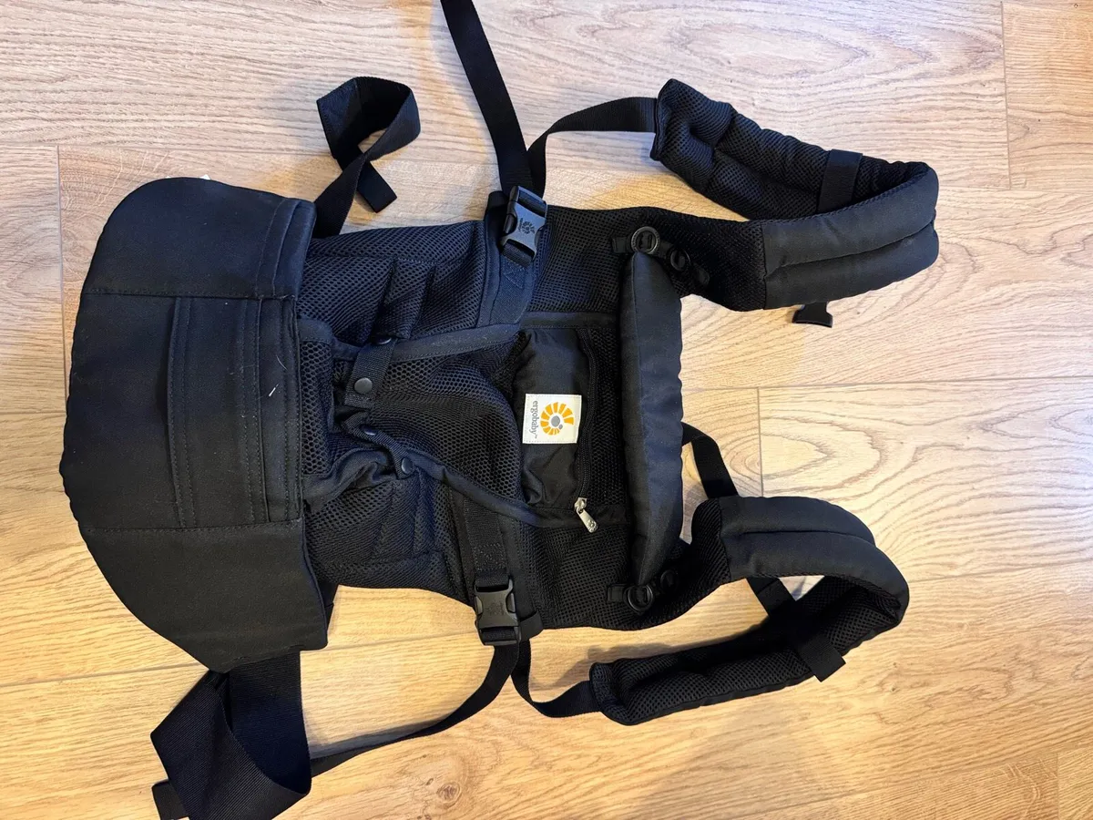 Ergobaby Omni Classic Cotton Baby Carrier - Image 3