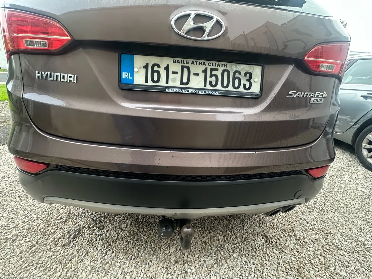 2016 Hyundai Sante Fe Commercial | CVRT 10/2027 - Image 4