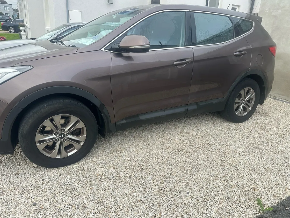 2016 Hyundai Sante Fe Commercial | CVRT 10/2027 - Image 1