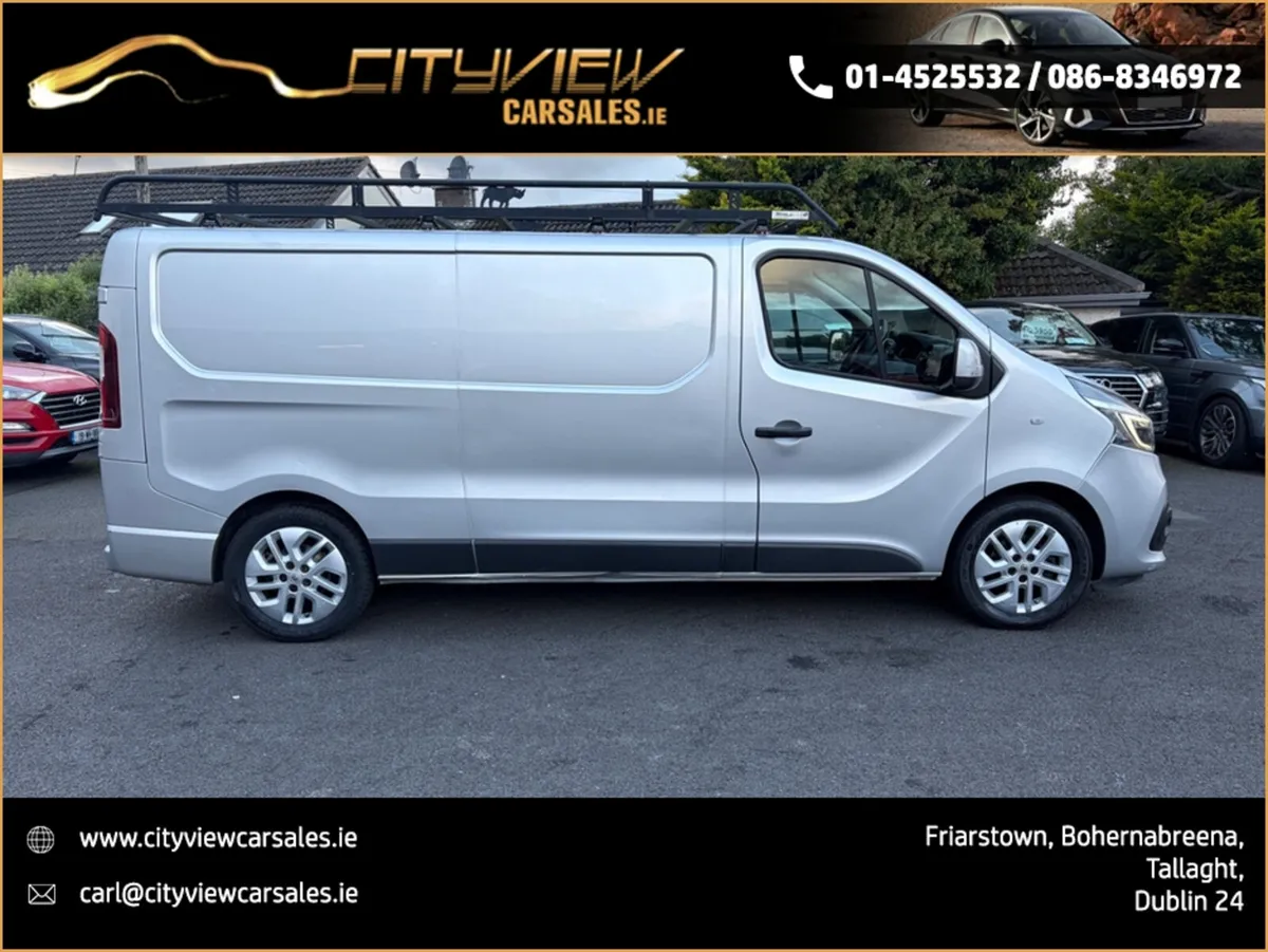 Renault Trafic LL30 SPORT AUTOMATIC - Image 3