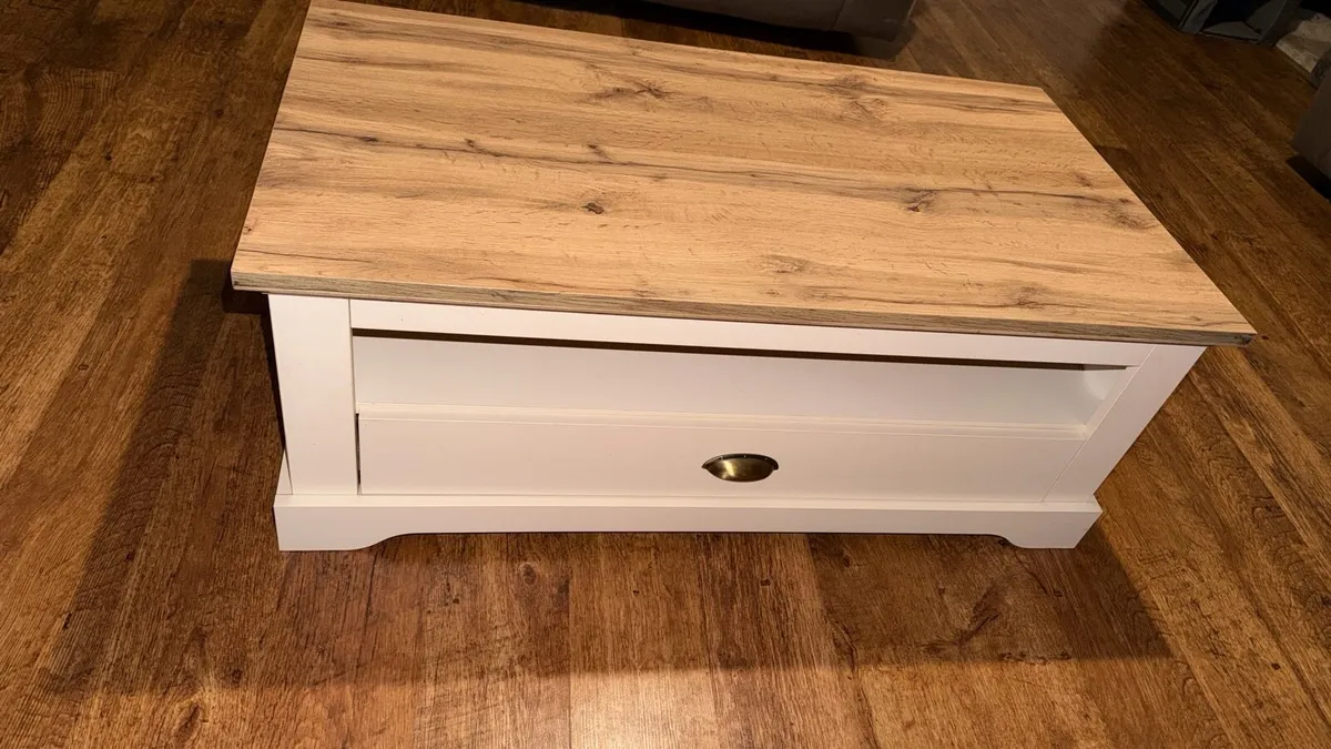 Coffee table - Image 1