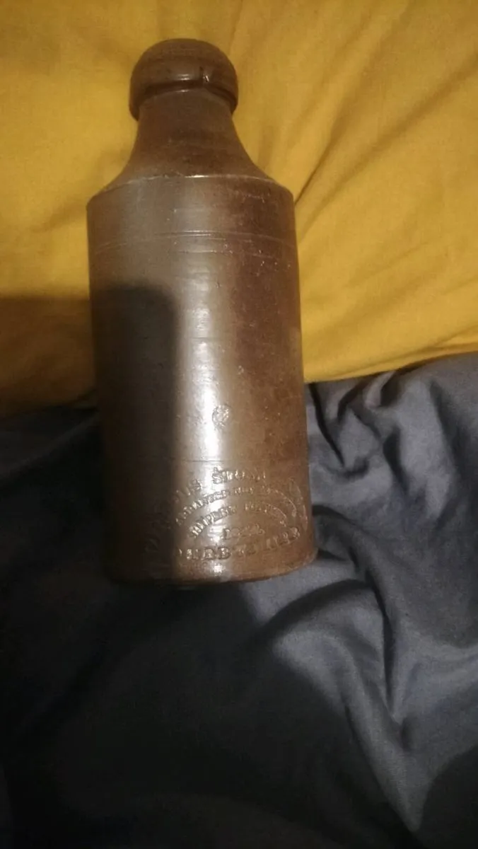 VINTAGE 1822 STONEWARE BOTTLE - Image 1