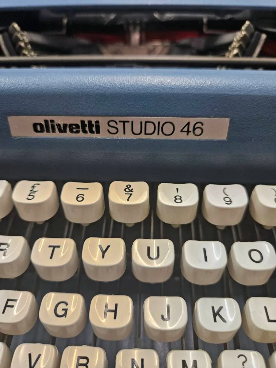 Olivetti studio 46 typewriter - Image 4