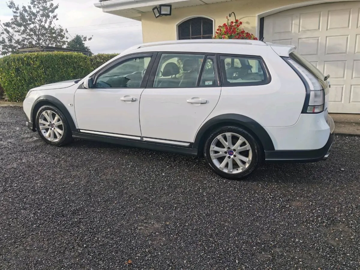 2011 Saab 9-3 X Estate ttid4 - Image 2