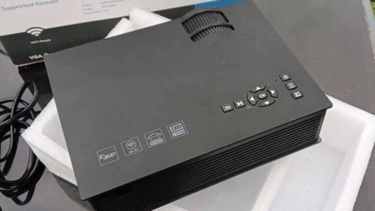 LED Projector - Image 3