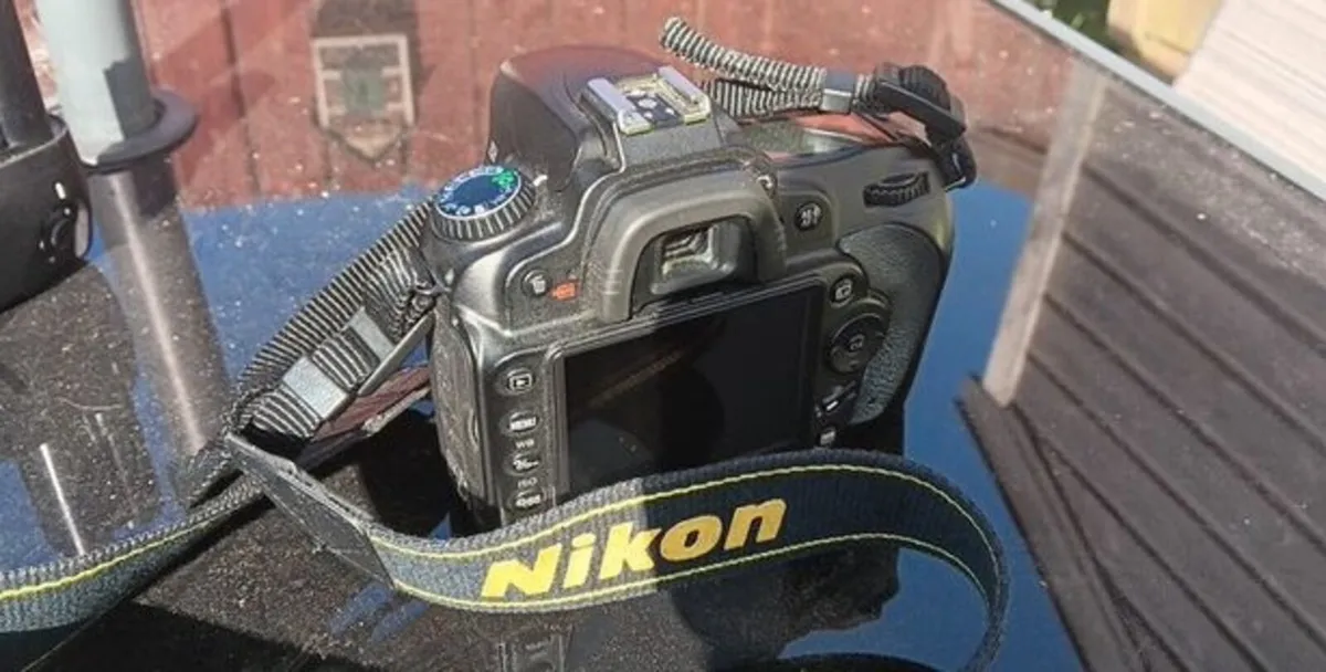Nikon D90 - Body Only - Image 2