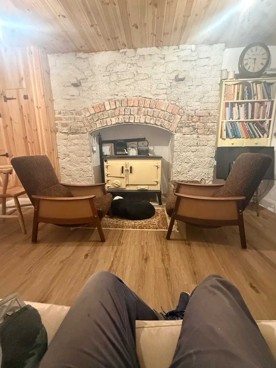 Armchair - Image 1