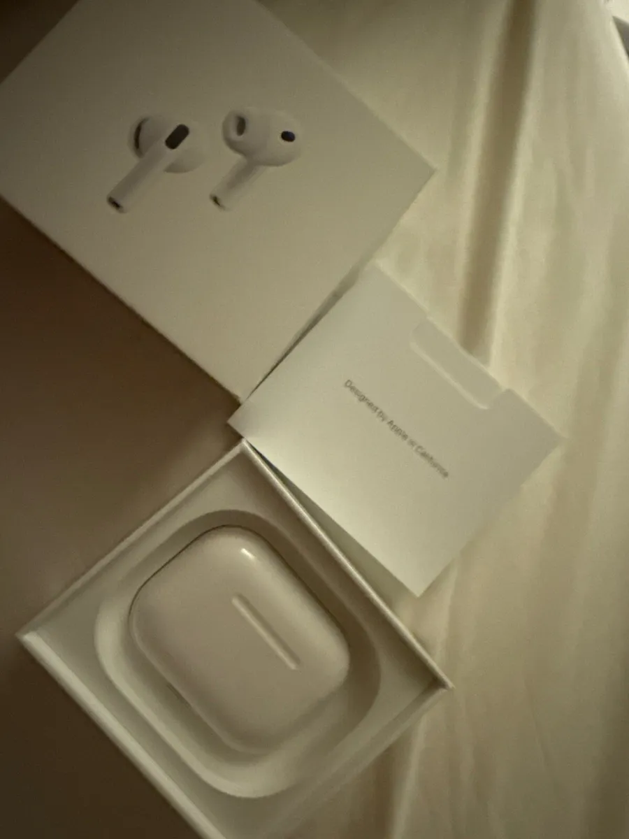 AirPod pro 3 - Image 3