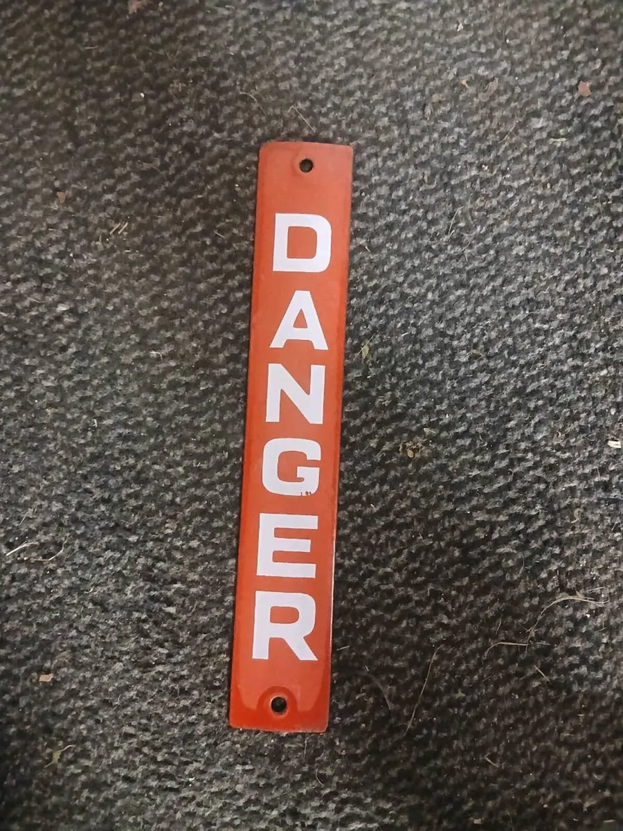 Danger sign - Image 1