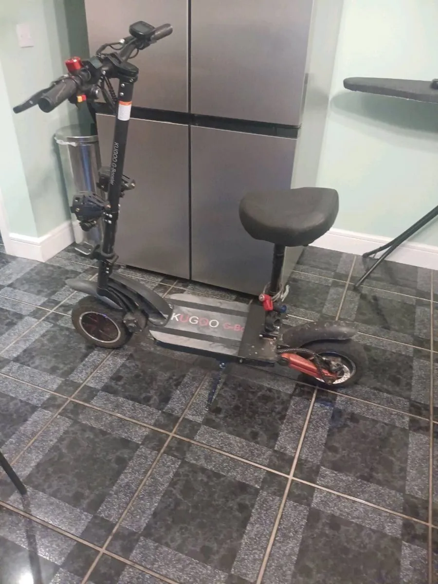 Kugoo g boost e scooter - Image 1