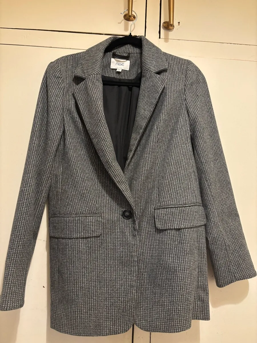 Blazer - Image 1