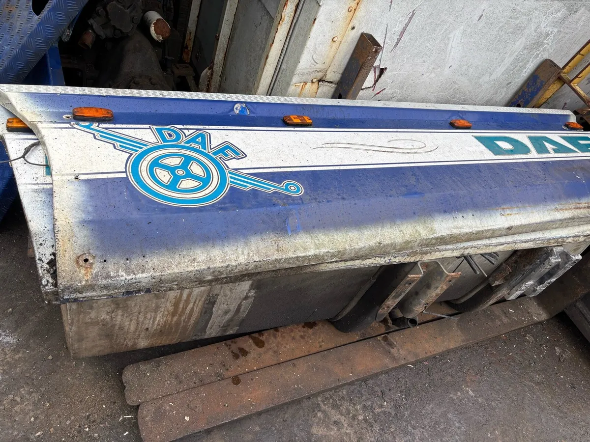 Daf  side skirts - Image 3
