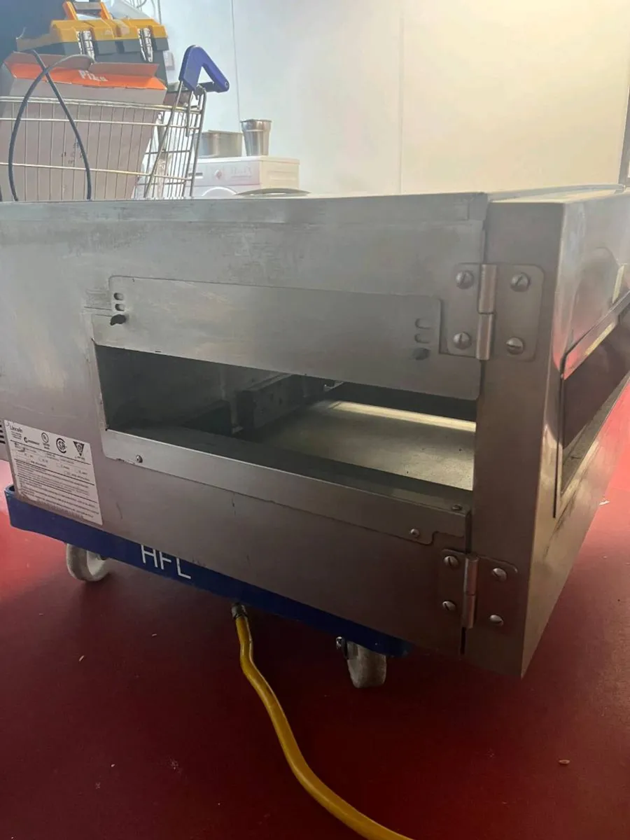Convery pizza oven - Image 4