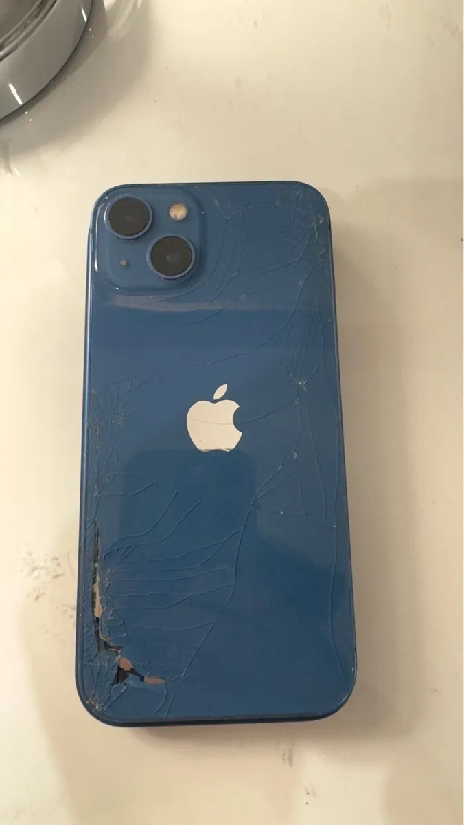 iPhone 13 256GB - Image 3
