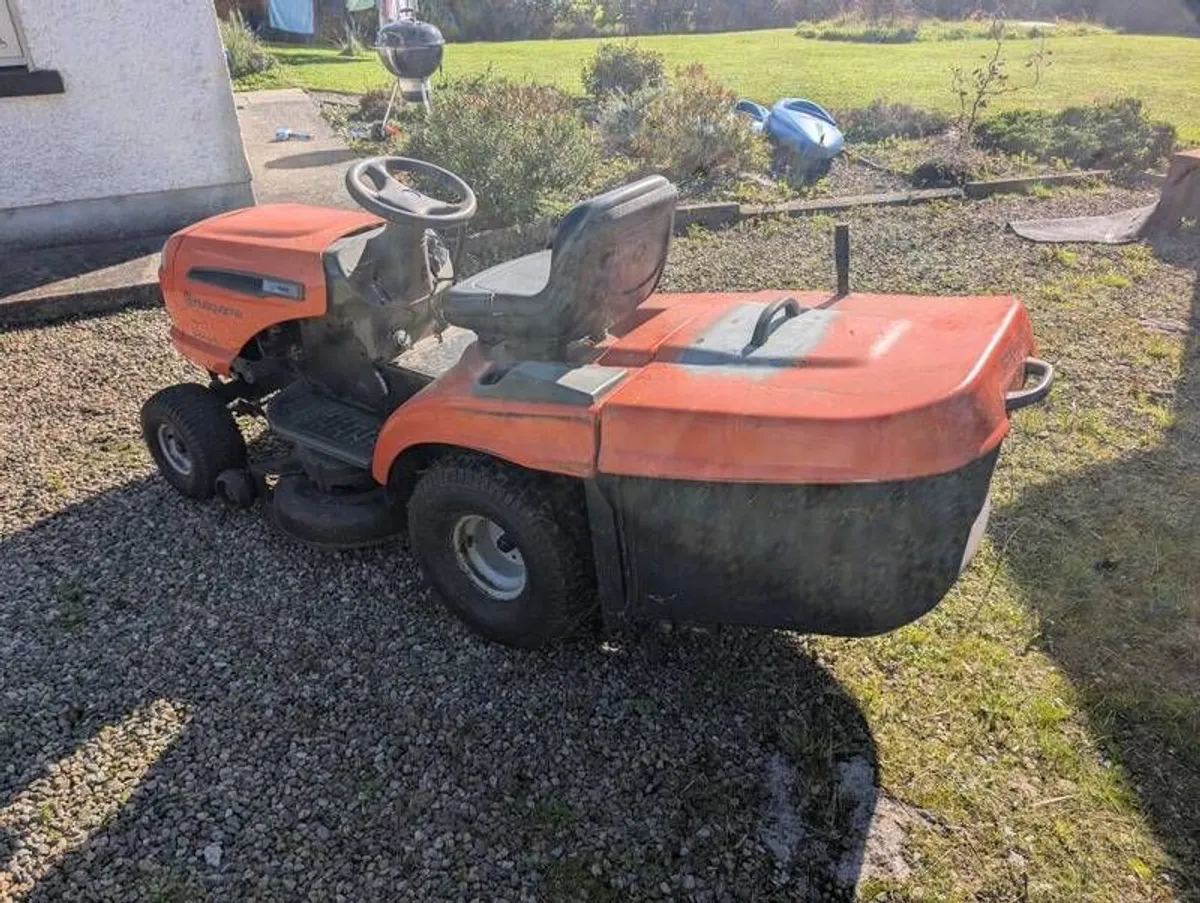 Husqvarna Ride On CTH151 - Image 2