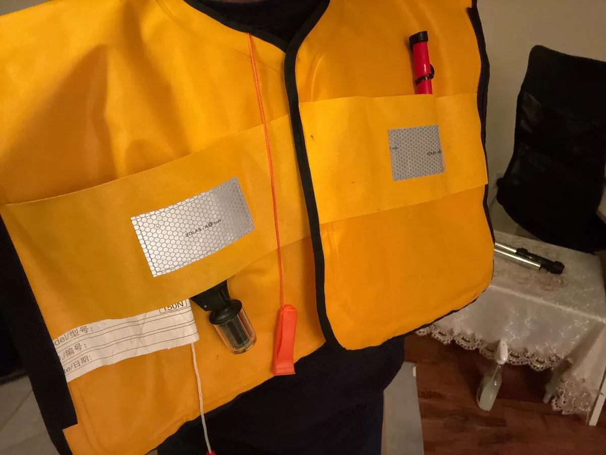 Life Jackets - Image 3