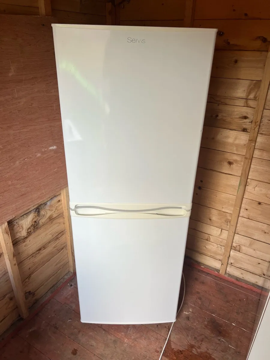Fridge freezer - Image 1