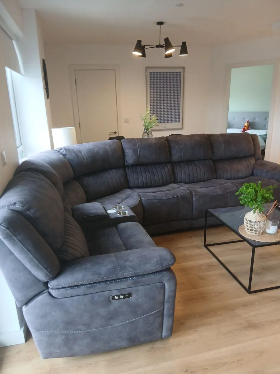 Corner Sofa - Image 1