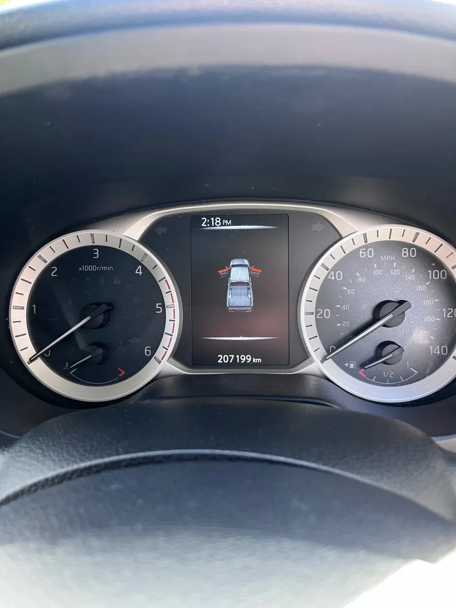 Nissan Navara 2018 - Image 2