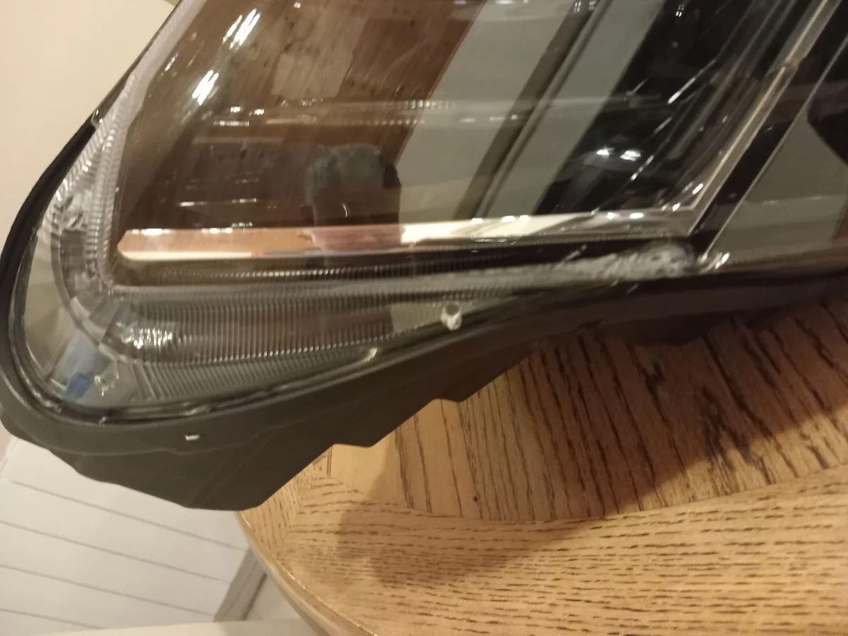 2019 Skoda Superb Xenon Headlight - Drivers Side - Image 3