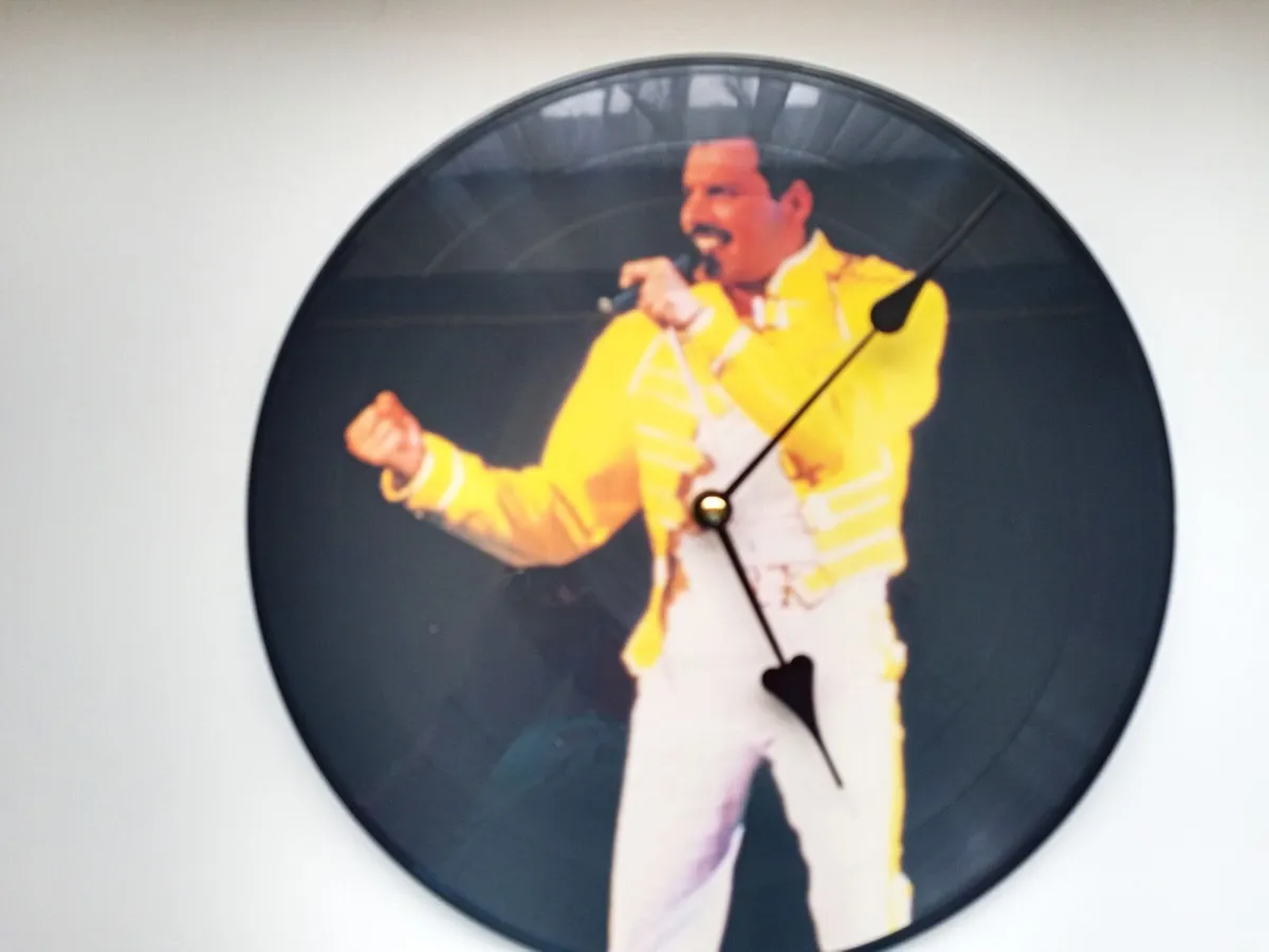 FREDDY  MERCURY  12,, PICTURE DISC - Image 2