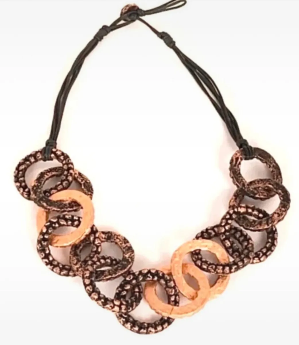 Interlocking Ring Statement Necklace - Image 1