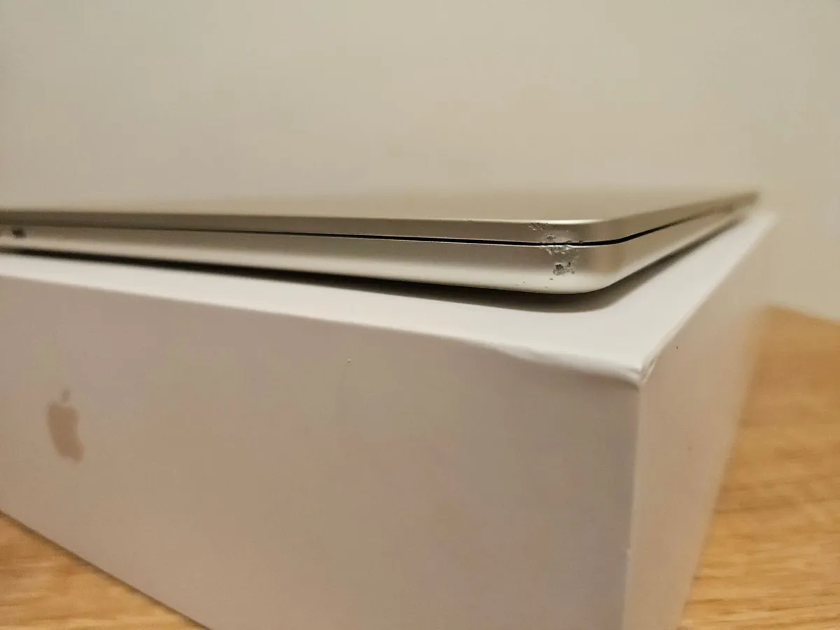 MacBook Air M2 2022, Starlight, 8GB / 512GB - Image 3