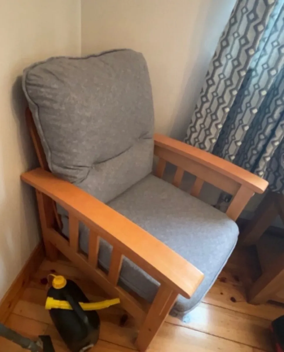 Two seater and two chairs - Image 2