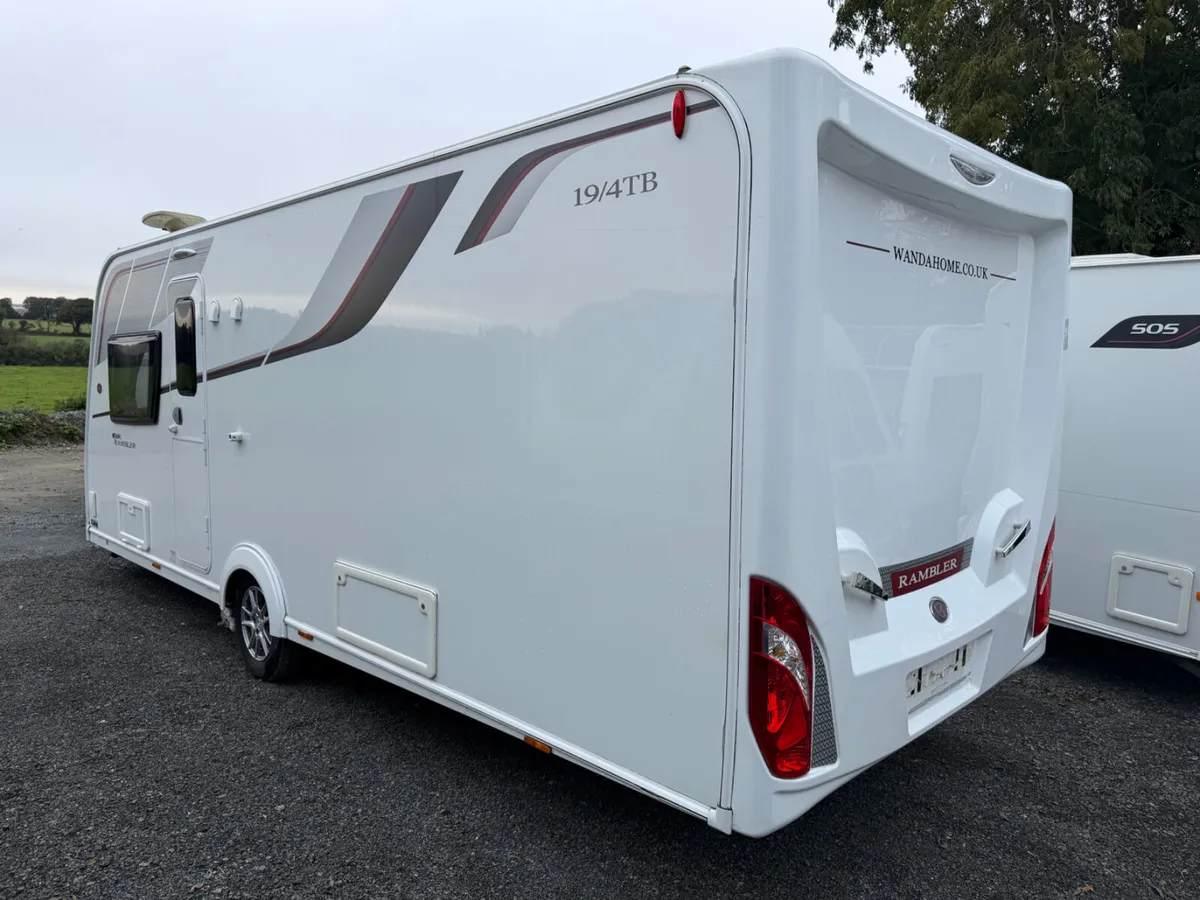 Elddis Rambler  Caravan with Fixed Island Bed - Image 4
