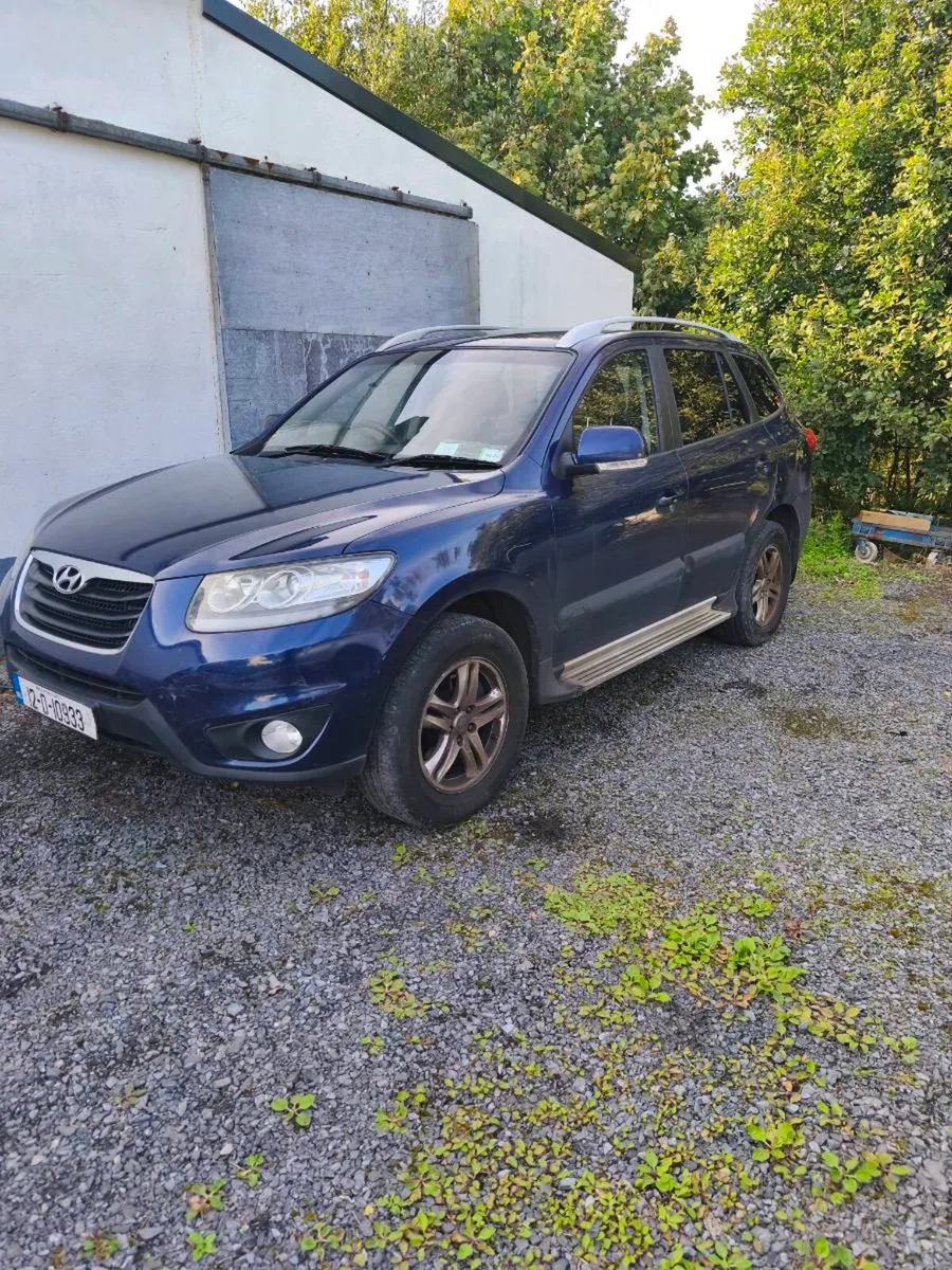 2012 Hyundai sante Fe 2.2d automatic - Image 2