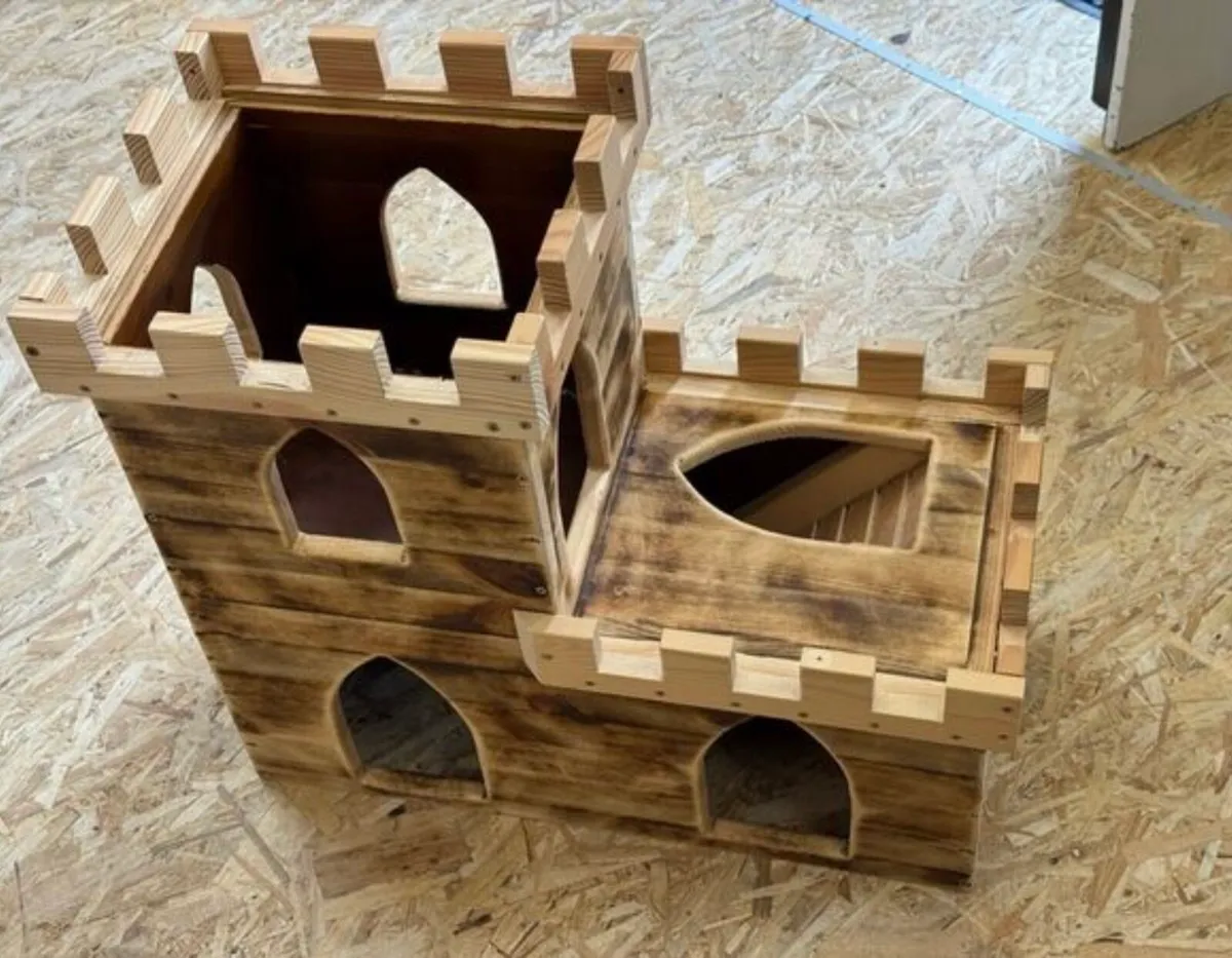 A 'Castle' for guinea pigs or other small animals - Image 2