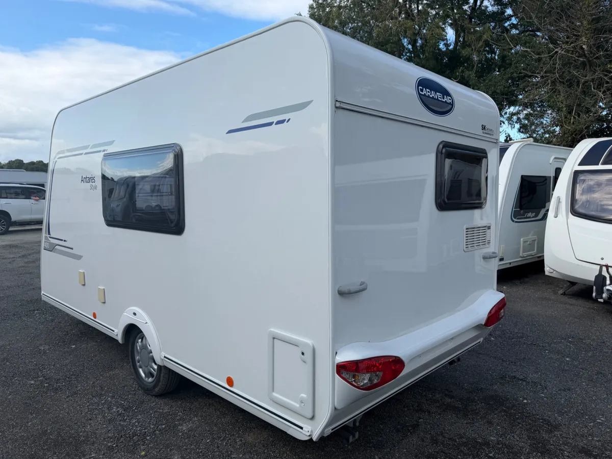 Caravelair Antarès Style 400 – 4 Berth | Fixed - Image 4
