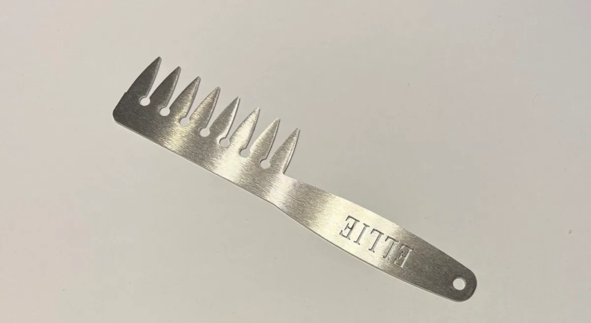 Professional Steel Styling Comb - Image 4