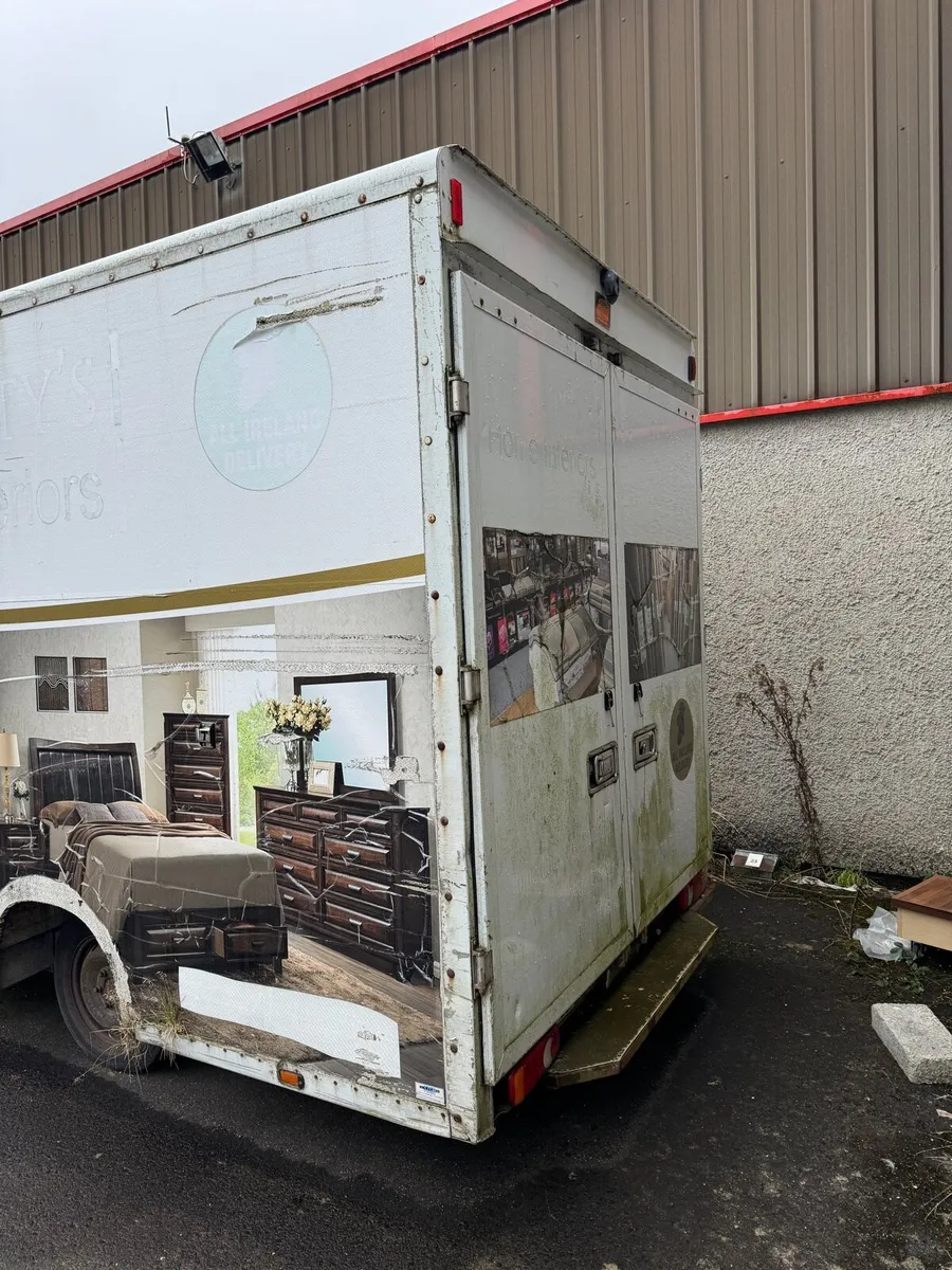 Vauxhall Movano box van - Image 3