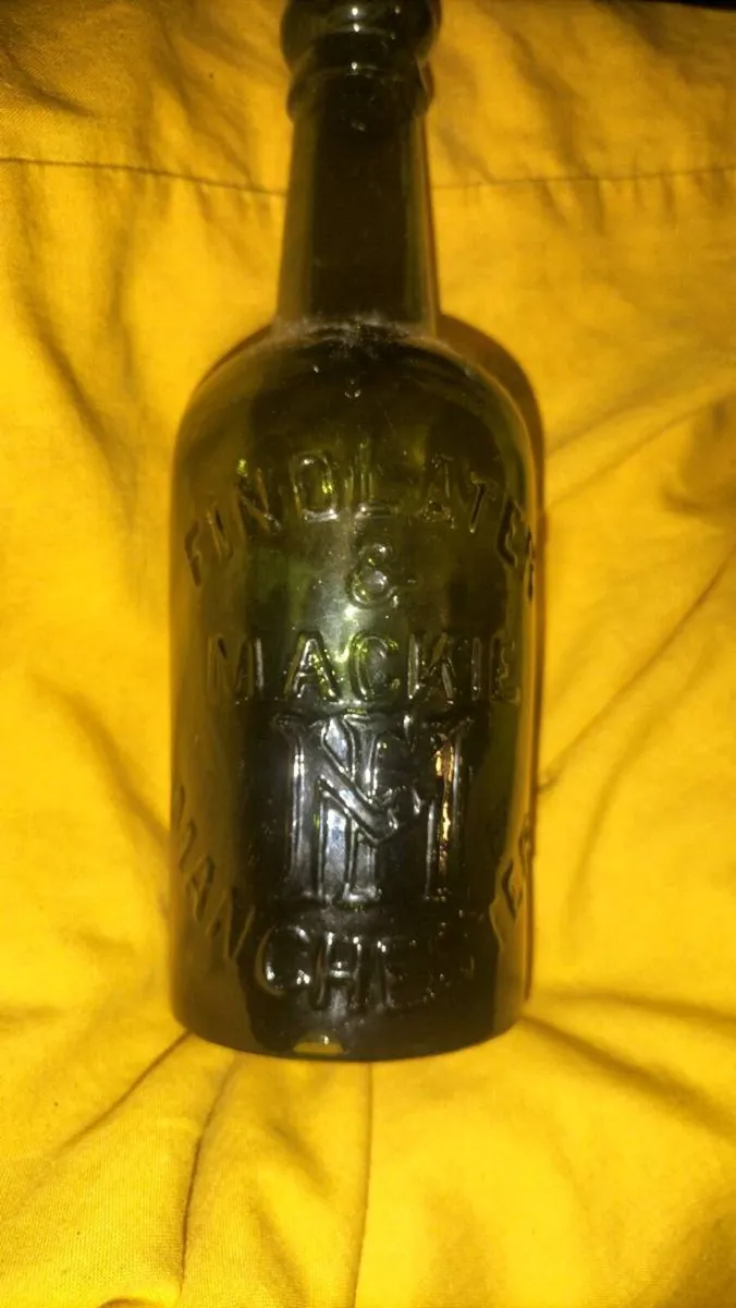 VINTAGE BOTTLE FOR SALE - Image 3