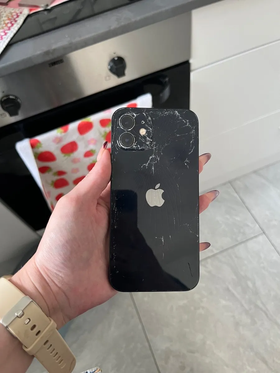 Phone - Image 2