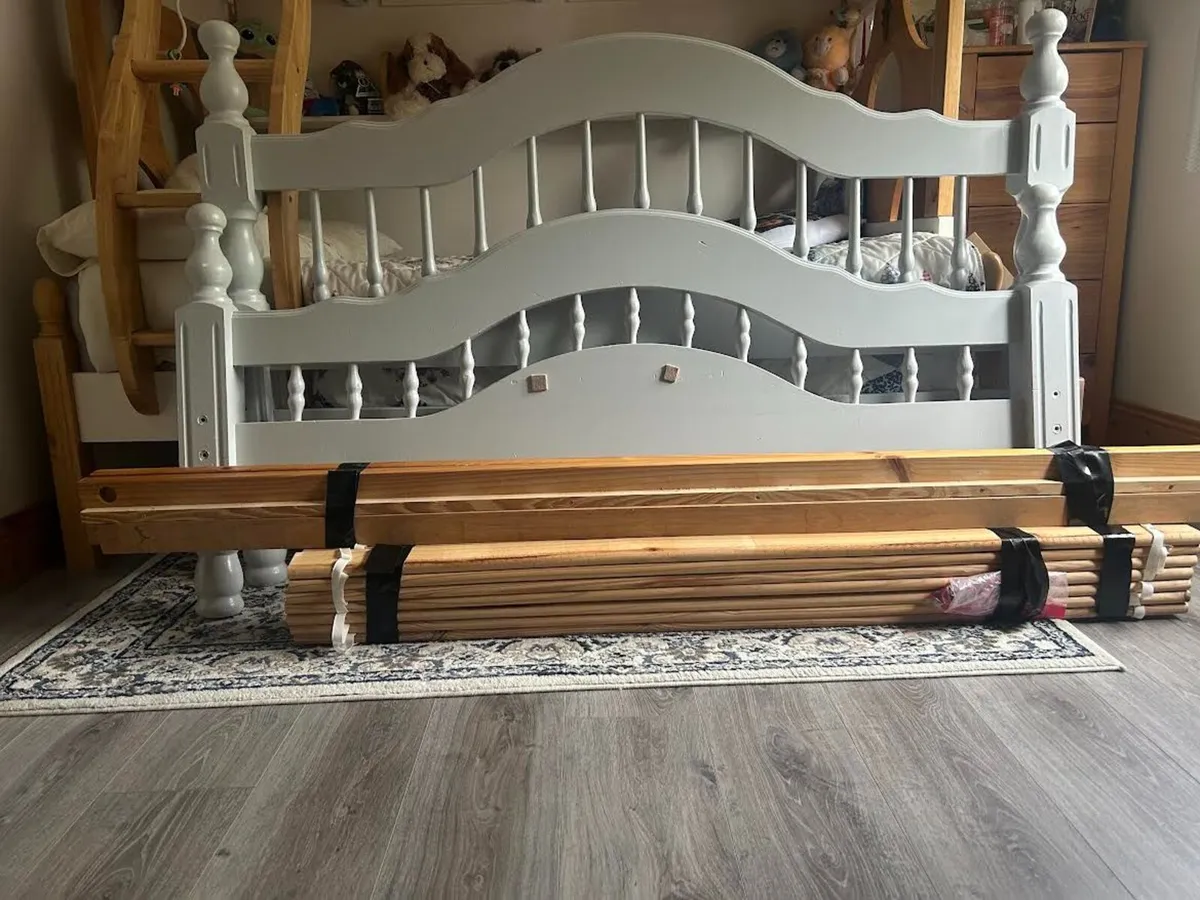 King size bed frame. Perfect condition.