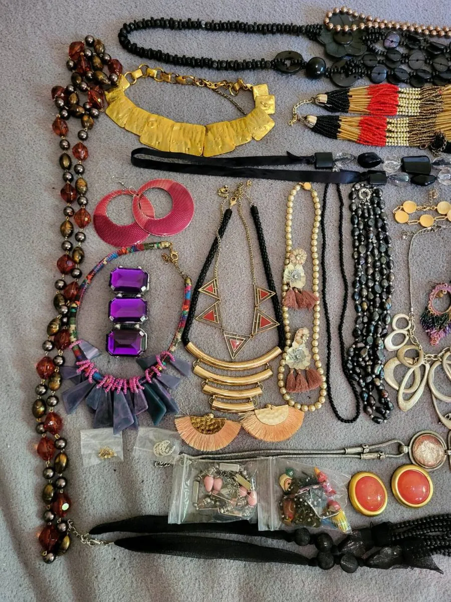 72 Piece Mixed Jewellery Job Lot / Bundle – €40 - Image 2