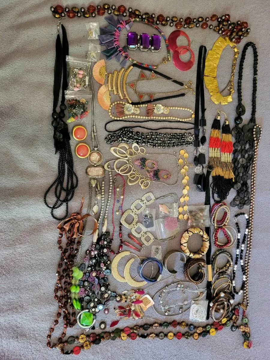 72 Piece Mixed Jewellery Job Lot / Bundle – €40 - Image 1