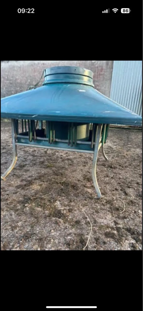 Lamb Creep Feeder - Image 1