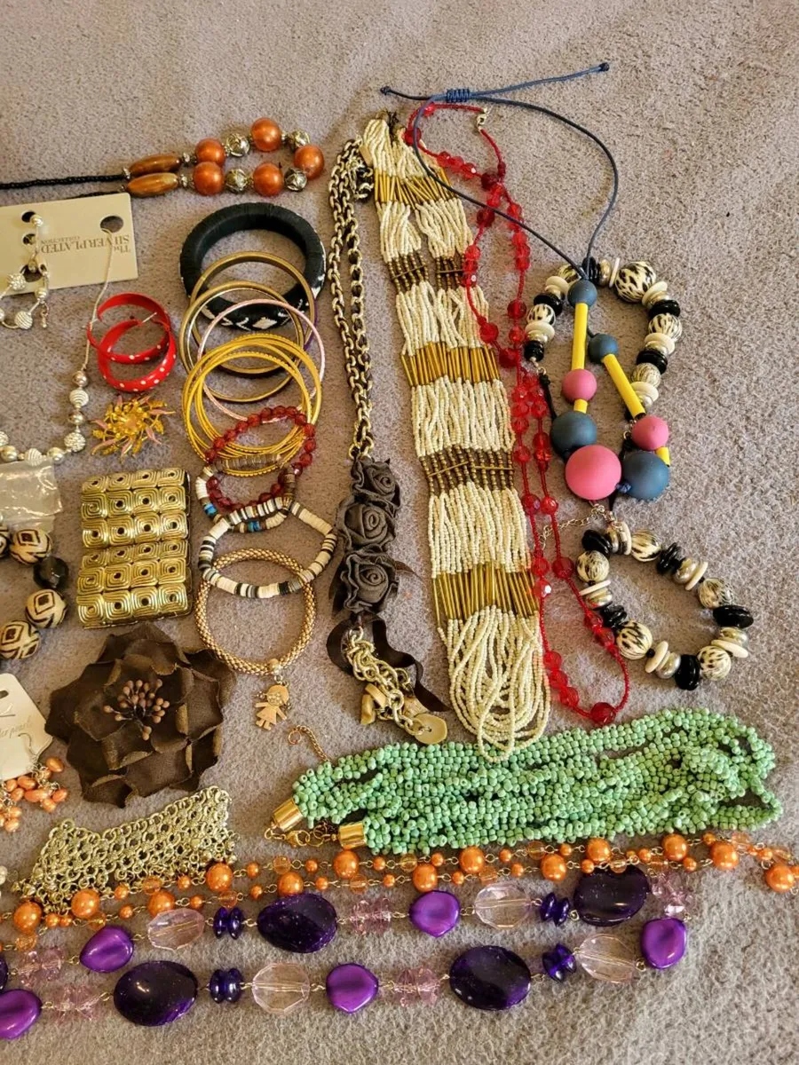 72 Piece Mixed Jewellery Job Lot / Bundle – €40 - Image 2