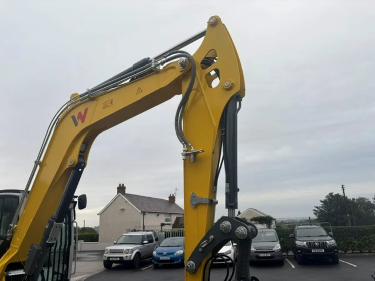 plant and machinery - Image 4